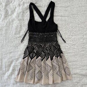 Bebe Womens Chiffon Beaded Triangle Print Mini Dress XXS